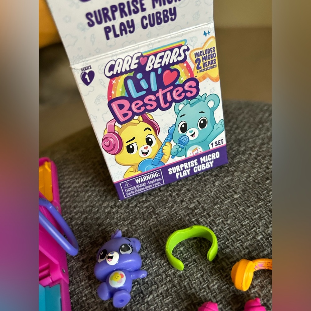 Lil Besties Care Bears, opened